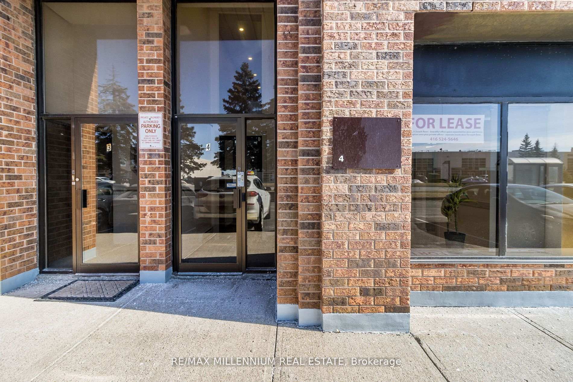 4 - 259 Edgeley Boulevard Vaughan Ontario Canada Lease commercial Rogan Manokarasingam RE/MAX Millennium Real Estate, Brokerage*