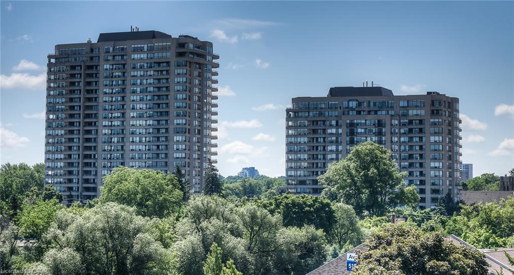 1104 - 4 Willow Street Waterloo Ontario Canada Sale residential Colleen Koehler RE/MAX Twin City Realty Inc., Brokerage*