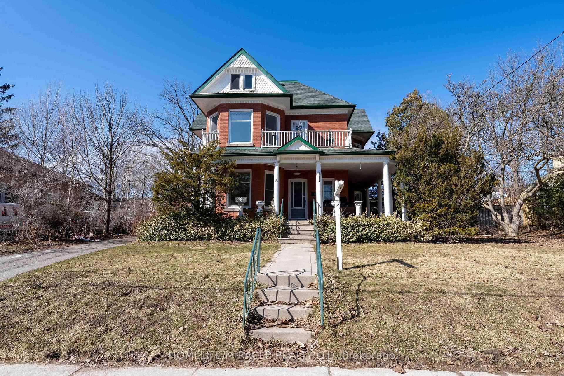 114 Frances Street Ingersoll Ontario Canada Sale residential   HomeLife/Miracle Realty Ltd., Brokerage*