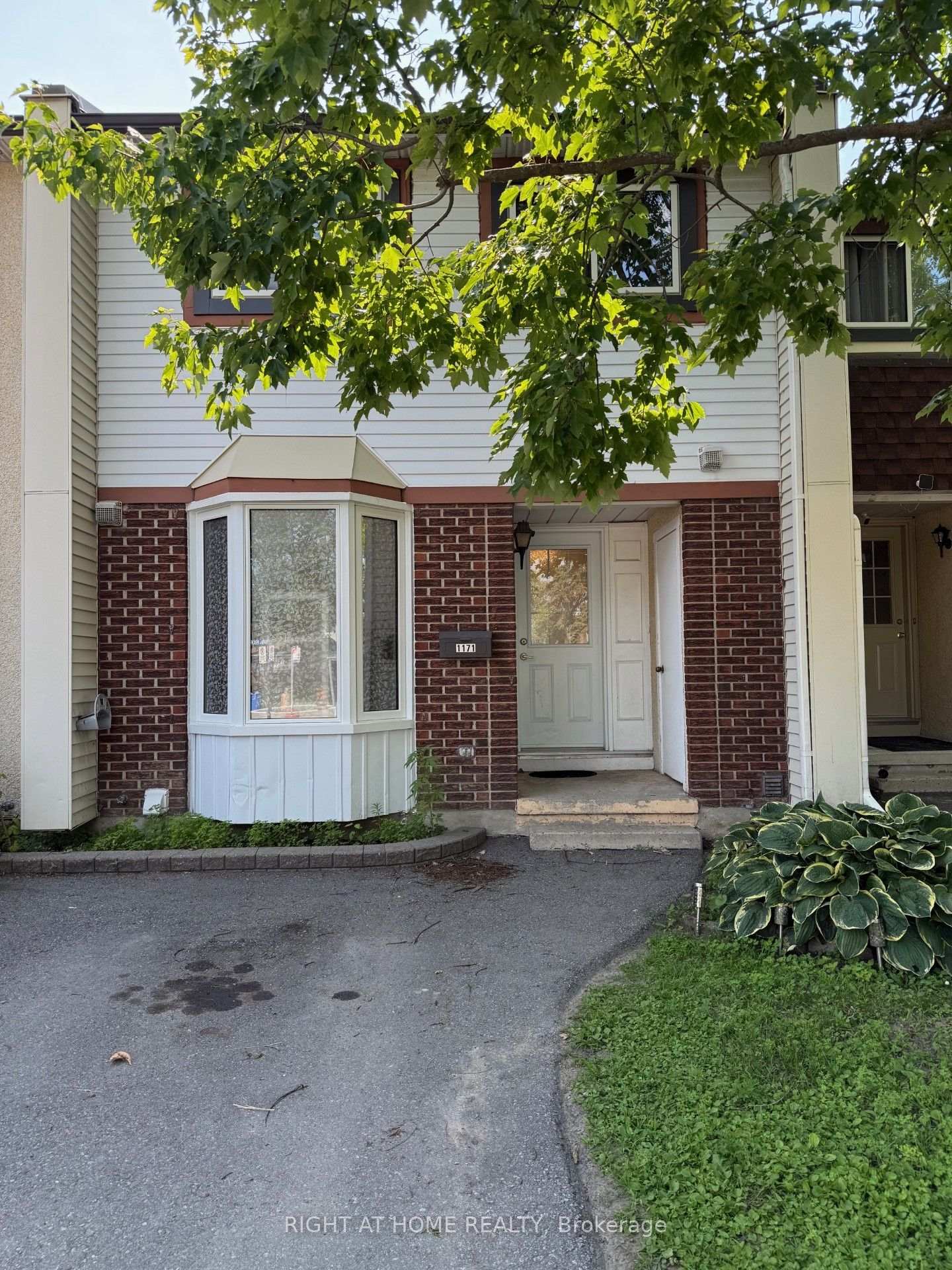 2 - 1171 Priory Lane Ottawa Ontario Canada Sale residential Hesam Azimi Right at Home Realty, Brokerage*