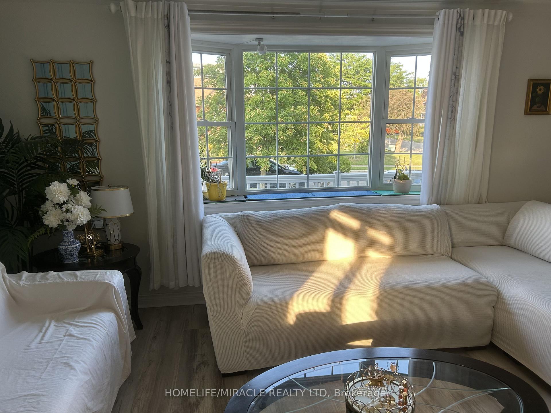 46 Inniswood ( Upper Level) Driv Toronto Ontario Canada Rent residential   HomeLife/Miracle Realty Ltd., Brokerage*