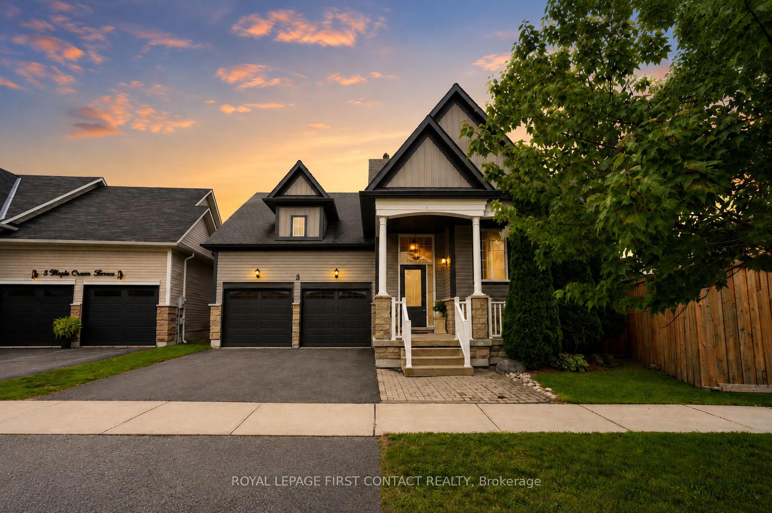 3 Maple Crown Terrace Barrie Ontario Canada Sale residential Leo Campanella RE/MAX West Realty Inc., Brokerage *