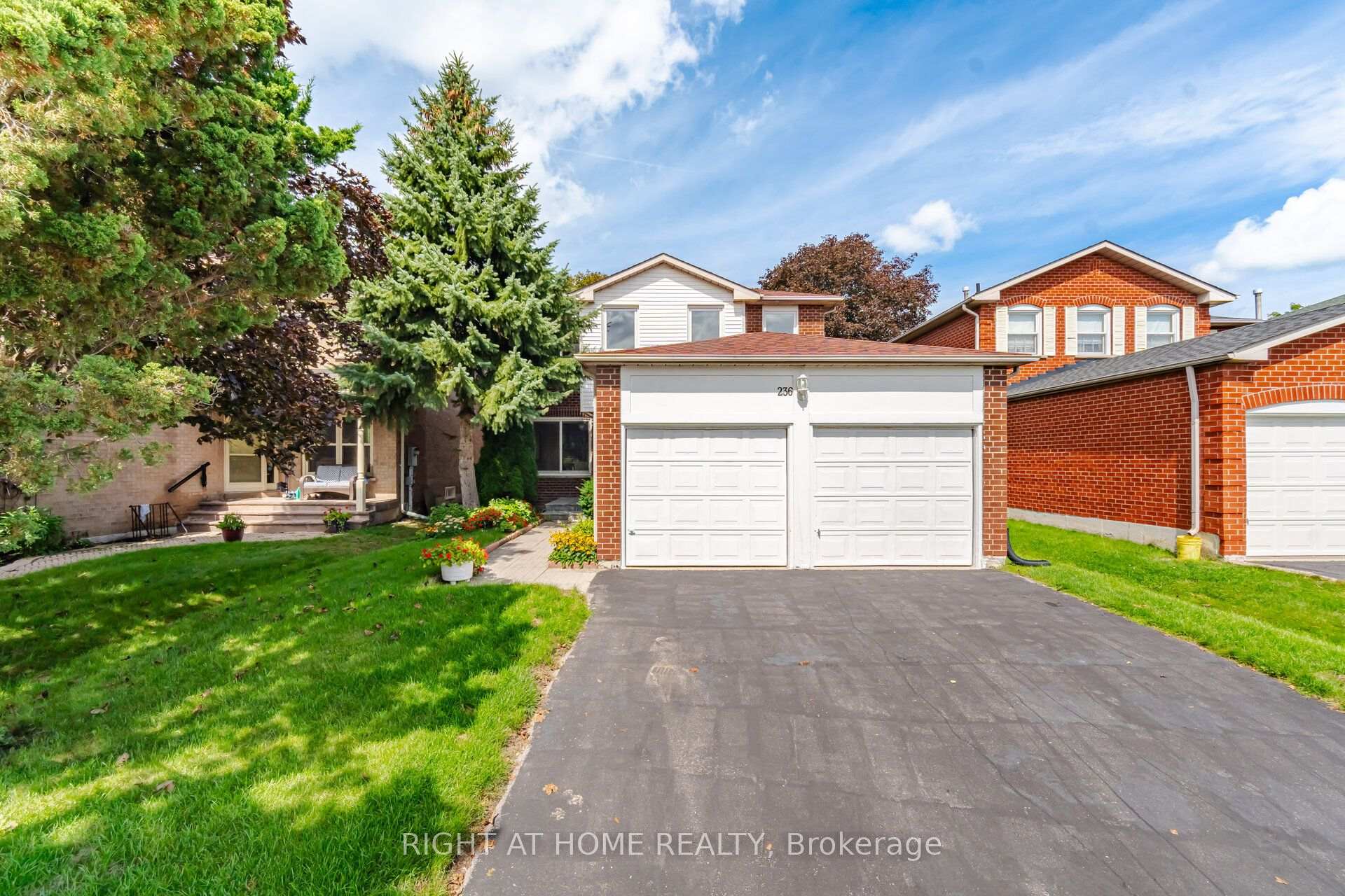 236 Austin Drive Markham Ontario Canada Sale residential Mostafa Khayatzadeh Right at Home Realty, Brokerage*