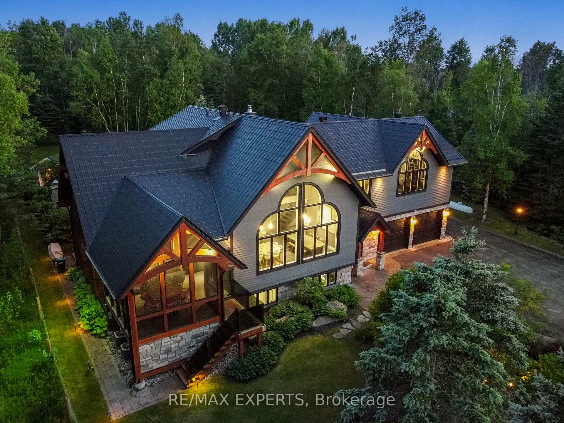 5409 25th Side Road E Essa Ontario Canada Sale residential Mark Mizzoni Metropark Realty Inc., Brokerage. 