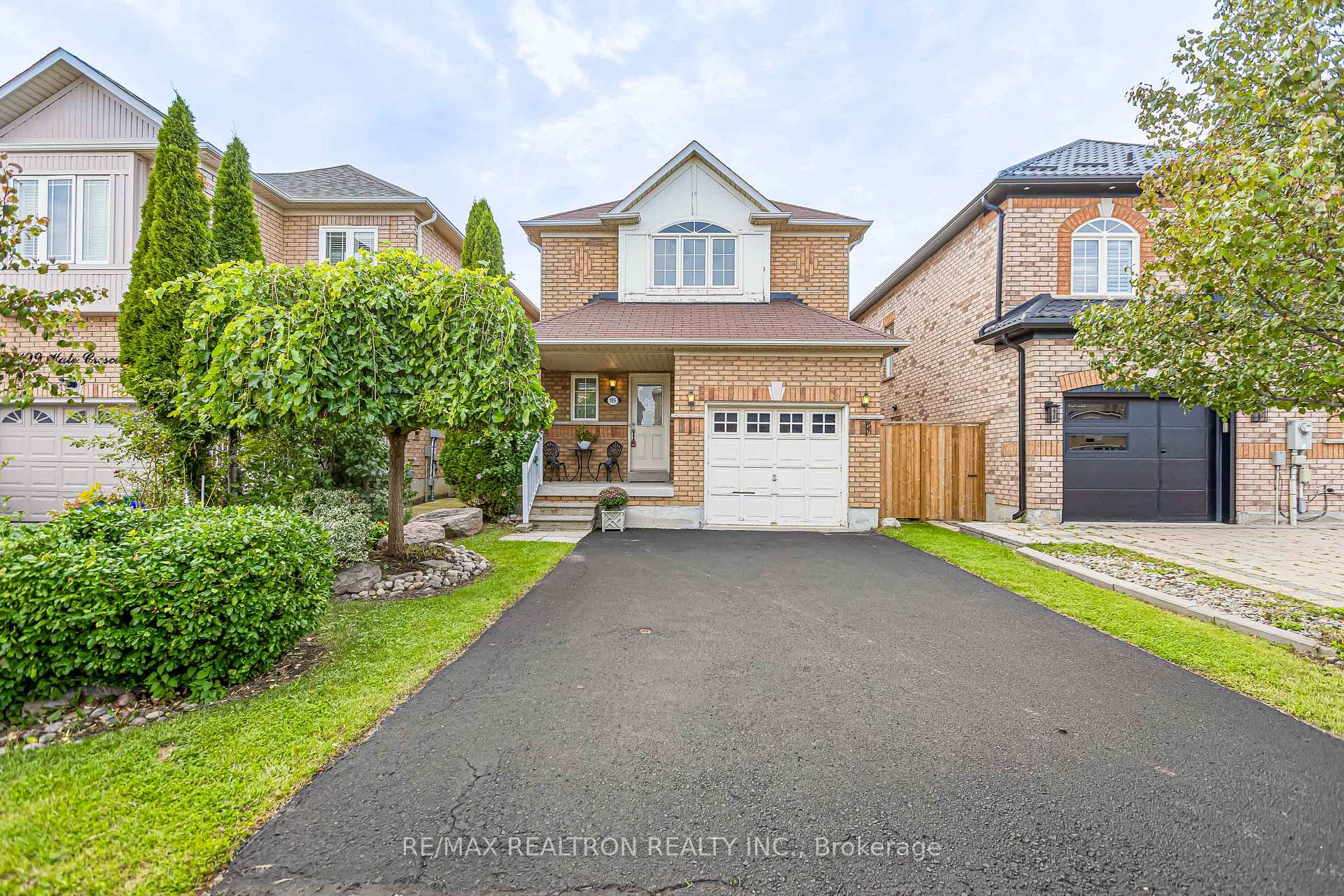 195 Kale Crescent Vaughan Ontario Canada Sale residential Stephen Sun RE/MAX Realtron Realty Inc., Brokerage*