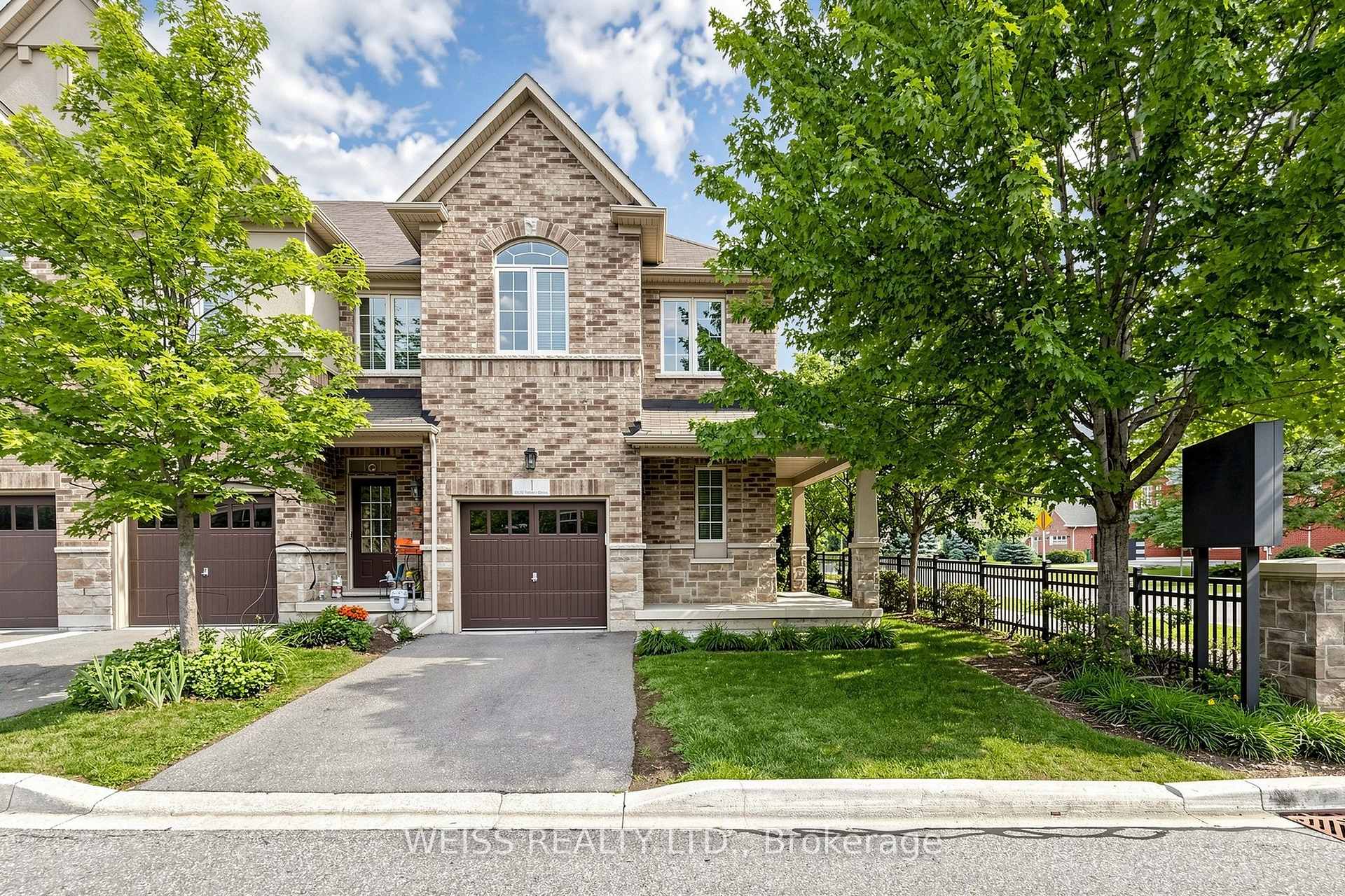 1 - 5970 Turney Drive Mississauga Ontario Canada Sale residential   WEISS REALTY LTD., Brokerage