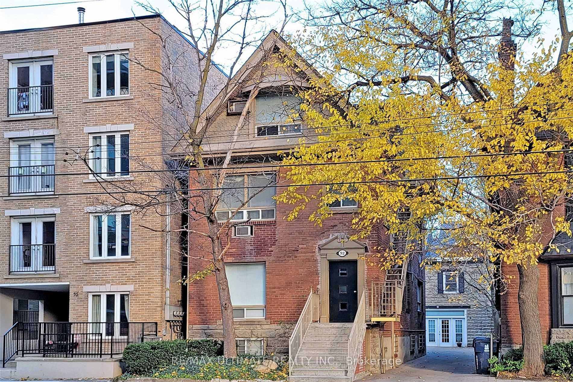 93 Spadina Road Toronto Ontario Canada Sale residential Gilbert Lopes RE/MAX Ultimate Realty, Brokerage *
