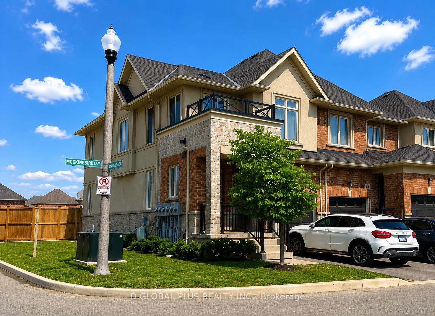 30 Mockingbird Lane Hamilton Ontario Canada Sale residential William (Bill) Kovacs Right at Home Realty, Brokerage*