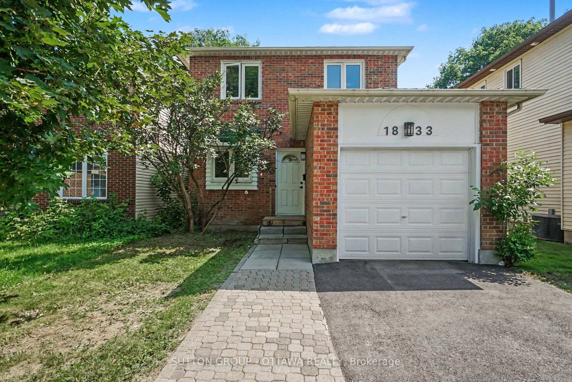 1833 BROUSSEAU Crescent Ottawa Ontario Canada Sale residential Spinder Hundal Right at Home Realty, Brokerage*