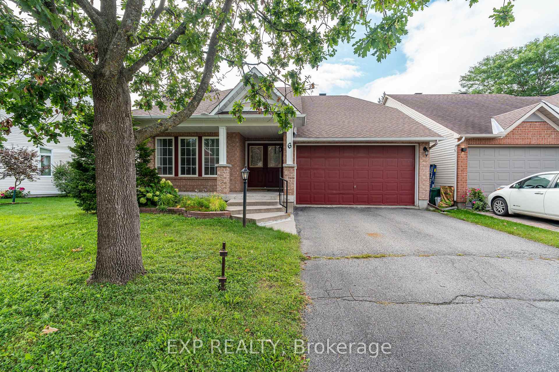 6 Windchime Crescent Ottawa Ontario Canada Sale residential Spinder Hundal Right at Home Realty, Brokerage*