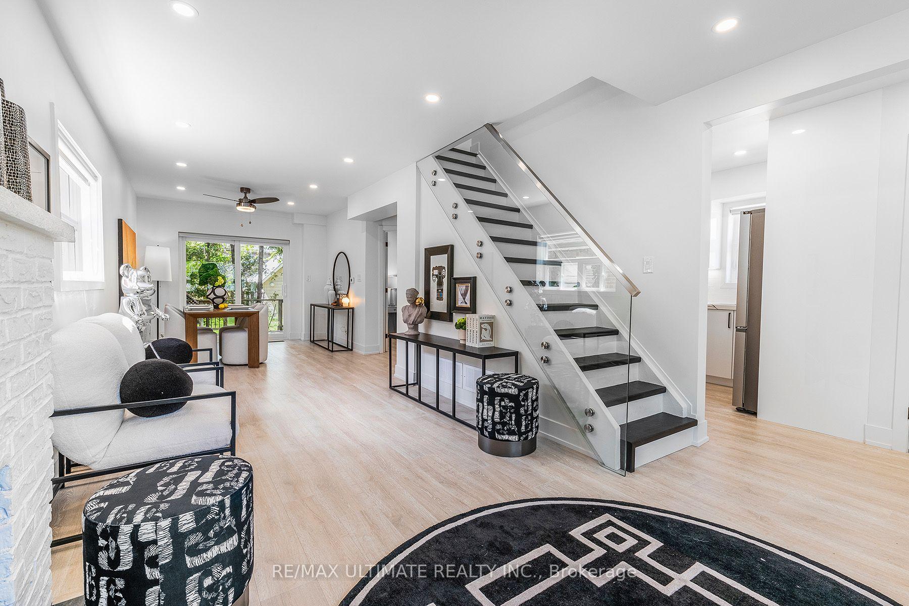Main - 54 Huntington Avenue Toronto Ontario Canada Rent residential Gilbert Lopes RE/MAX Ultimate Realty, Brokerage *