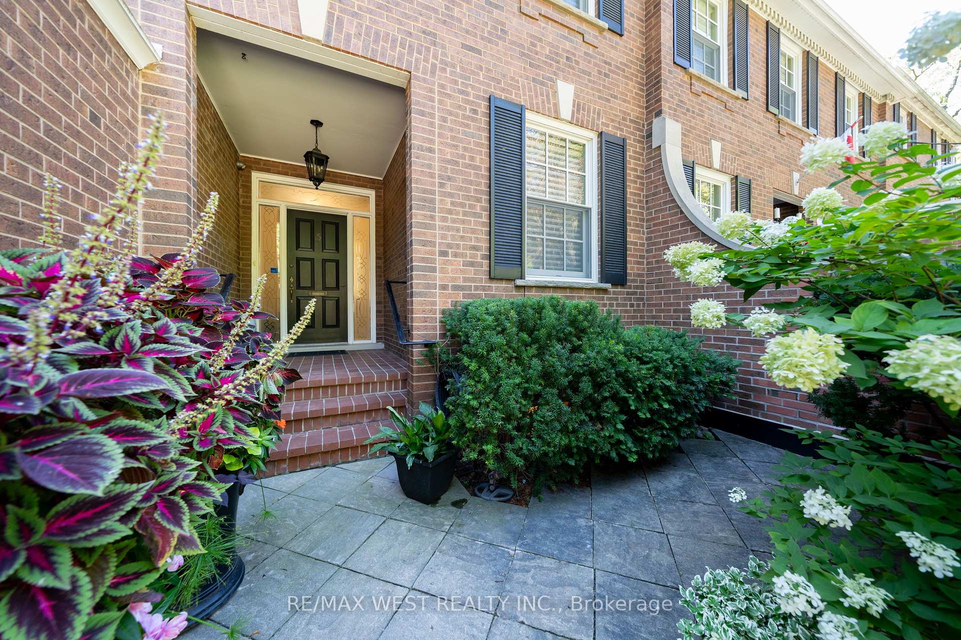 3 Castle Frank Road Toronto Ontario Canada Sale residential Gina  Paulo RE/MAX West Realty Inc., Brokerage