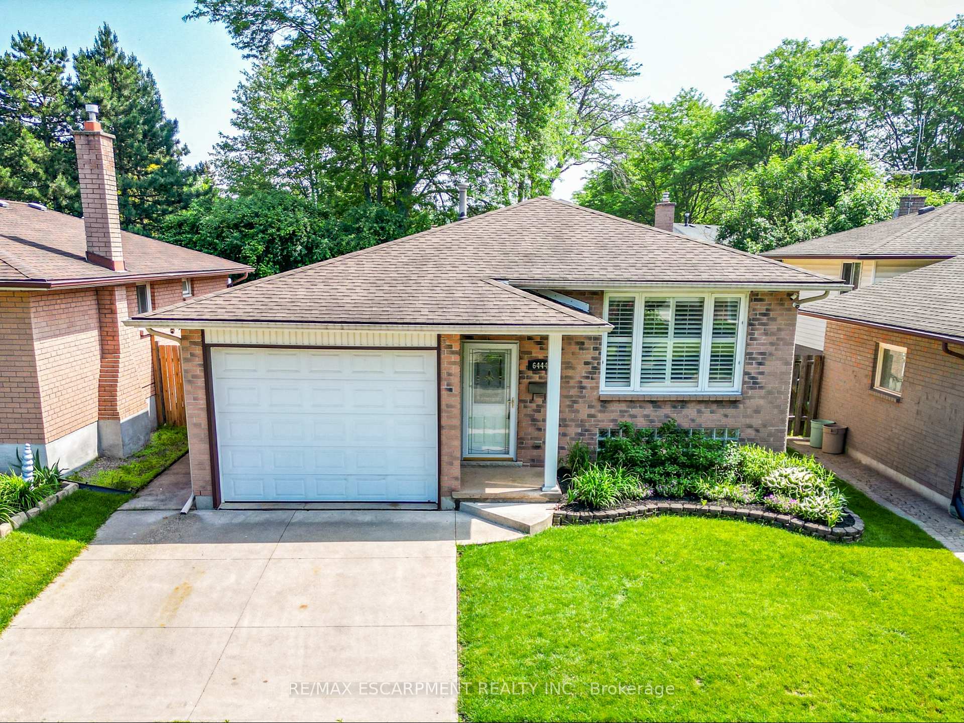 6444 Armstrong Drive Niagara Falls Ontario Canada Sold residential HomeLife All Points Realty Inc., Brokerage*
