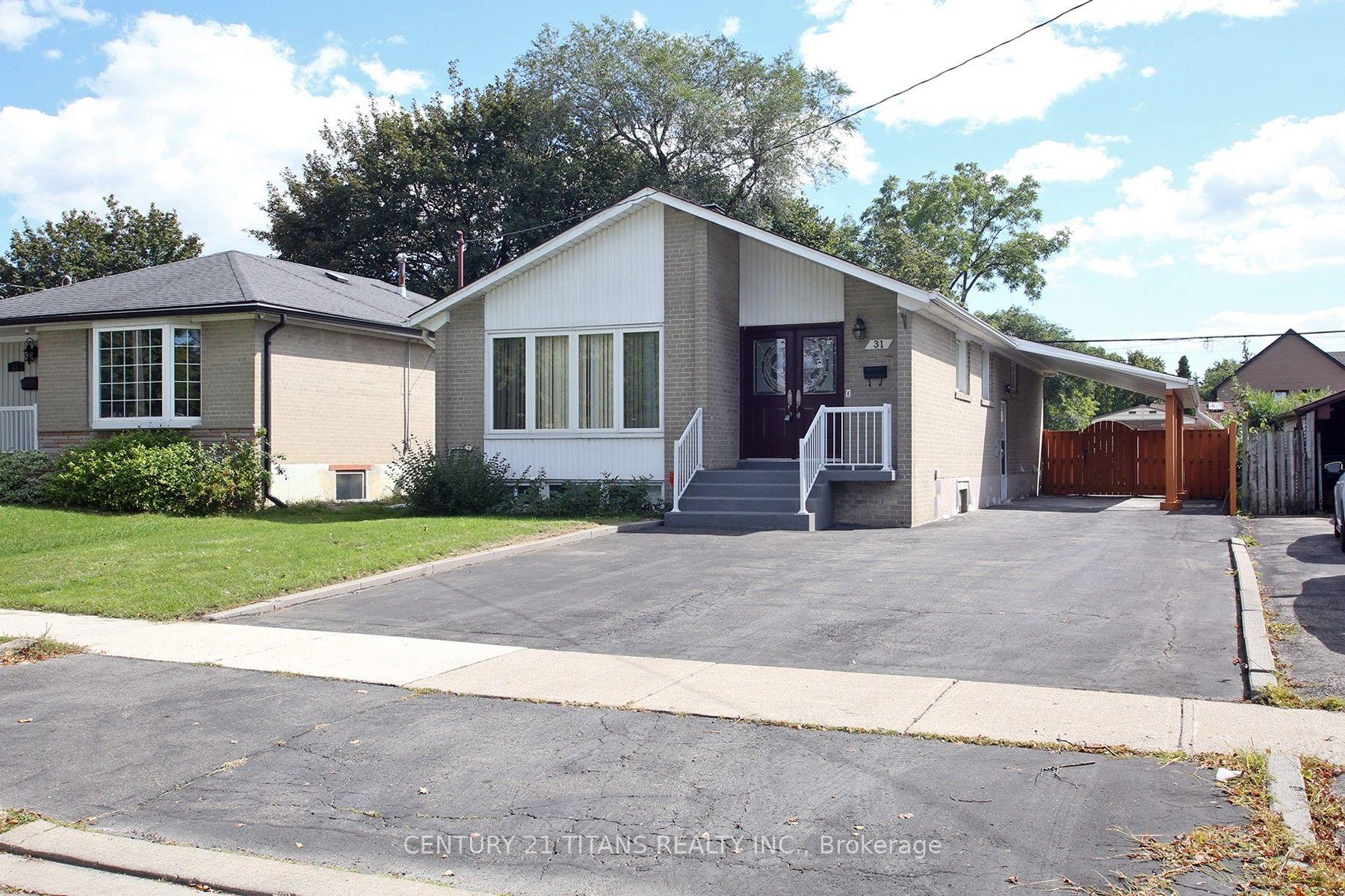 31 Monterrey Drive Toronto Ontario Canada Sale residential Paolo Castellano Right at Home Realty, Brokerage*