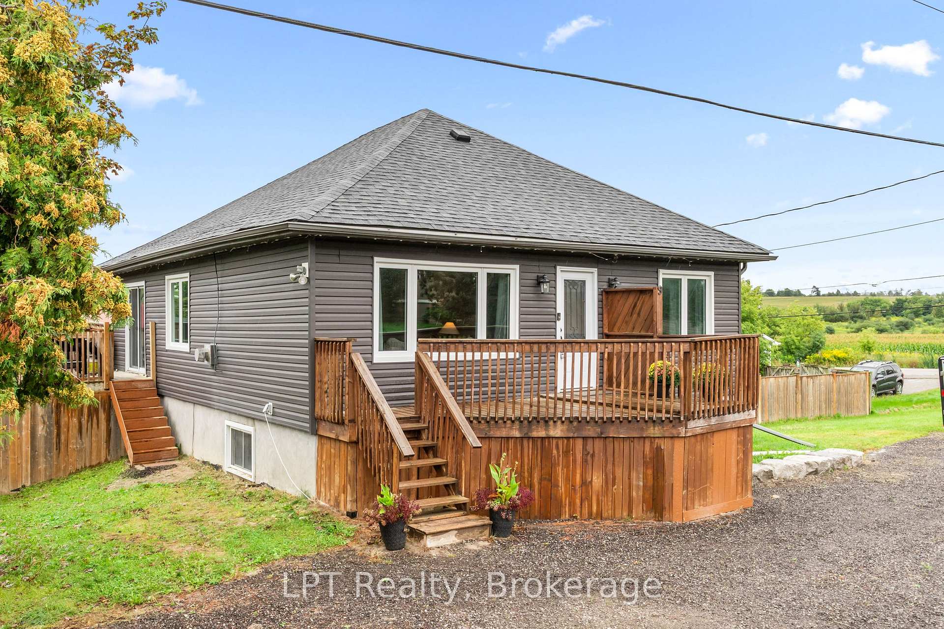 9 Lakeview Avenue Scugog Ontario Canada Sale residential Paul McCormick Right at Home Realty, Brokerage*
