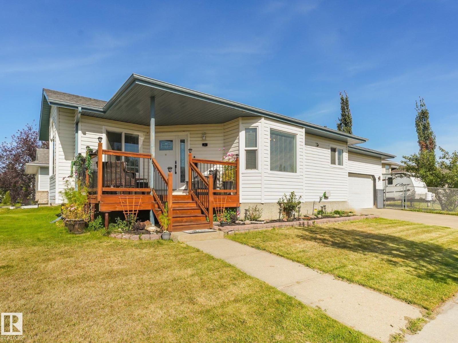1 MULLEN CO Leduc Alberta Canada Sale residential Bhupinder Singh RE/MAX Elite, Brokerage*