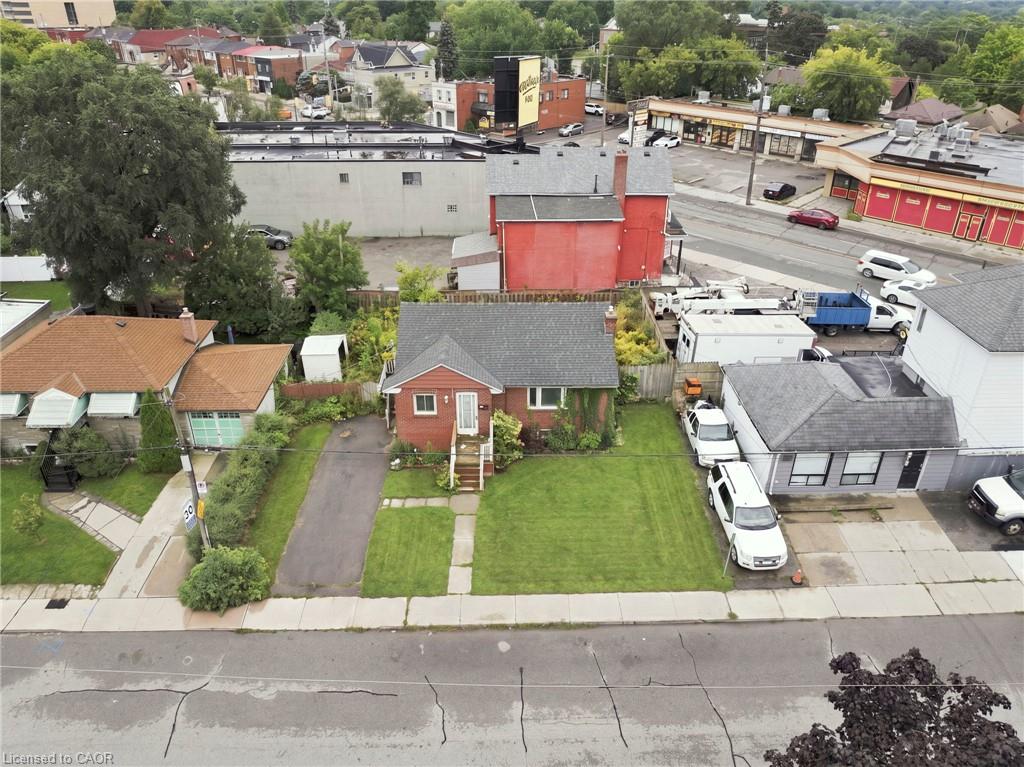 15 Mahoney Avenue Toronto Ontario Canada Sale residential Matt Esekie Sutton Group-Admiral Realty Inc., Brokerage *