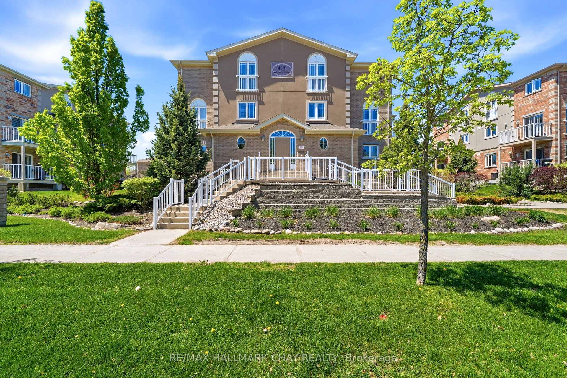 1 - 408 Veterans Drive Barrie Ontario Canada Sale residential Saeed Piroozfard HOUSESIGMA INC., BROKERAGE*