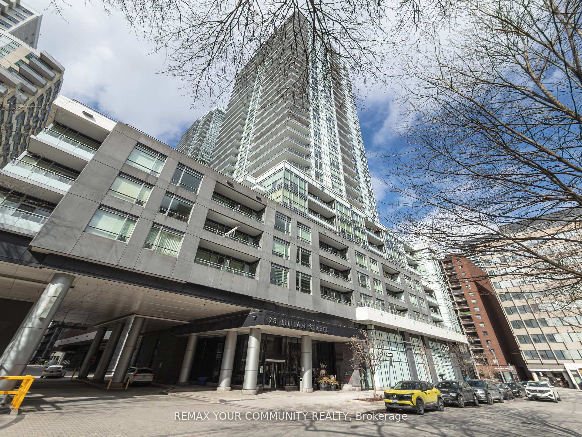 724 - 98 Lillian Street Toronto Ontario Canada Sale residential John De Carvalho Re/Max Your Community Realty, Brokerage