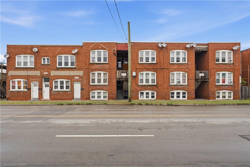 1539-1547 Barton Street E Hamilton Ontario Canada Sale residential Megan Salas InCom Example New Demo Office