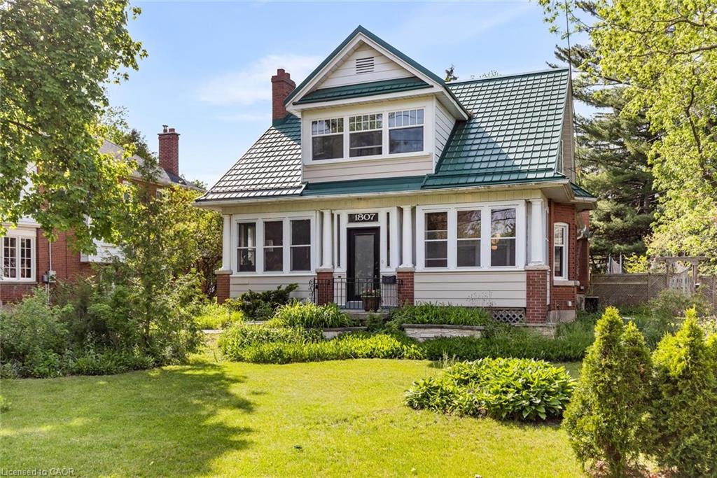 1807 Balsam Avenue Mississauga Ontario Canada Sale residential Susan Huizinga Sutton Group Realty Systems Inc, Brokerage *