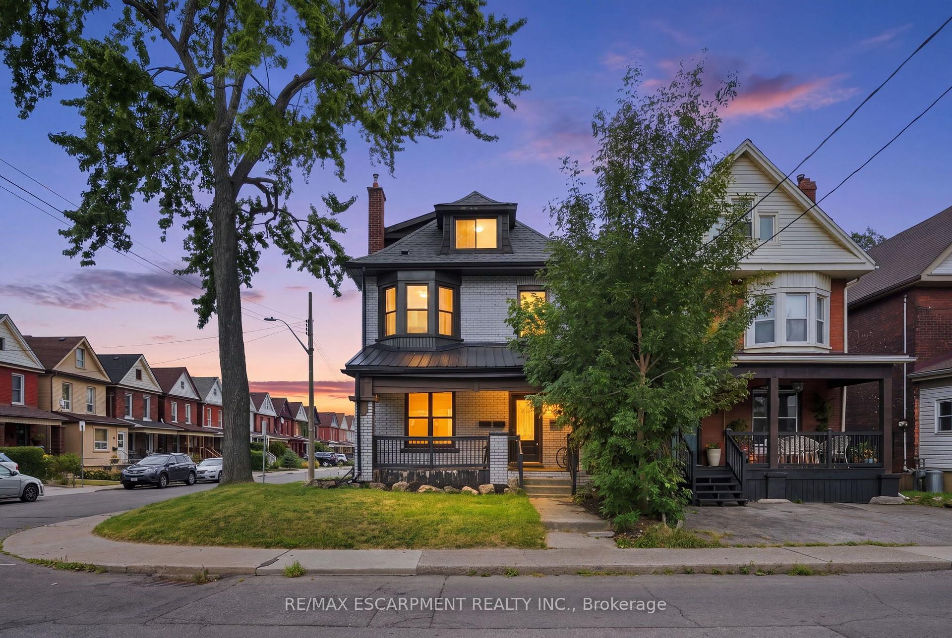 106 BARNESDALE Avenue N Hamilton Ontario Canada Sale residential   Campbell Wedlake Team