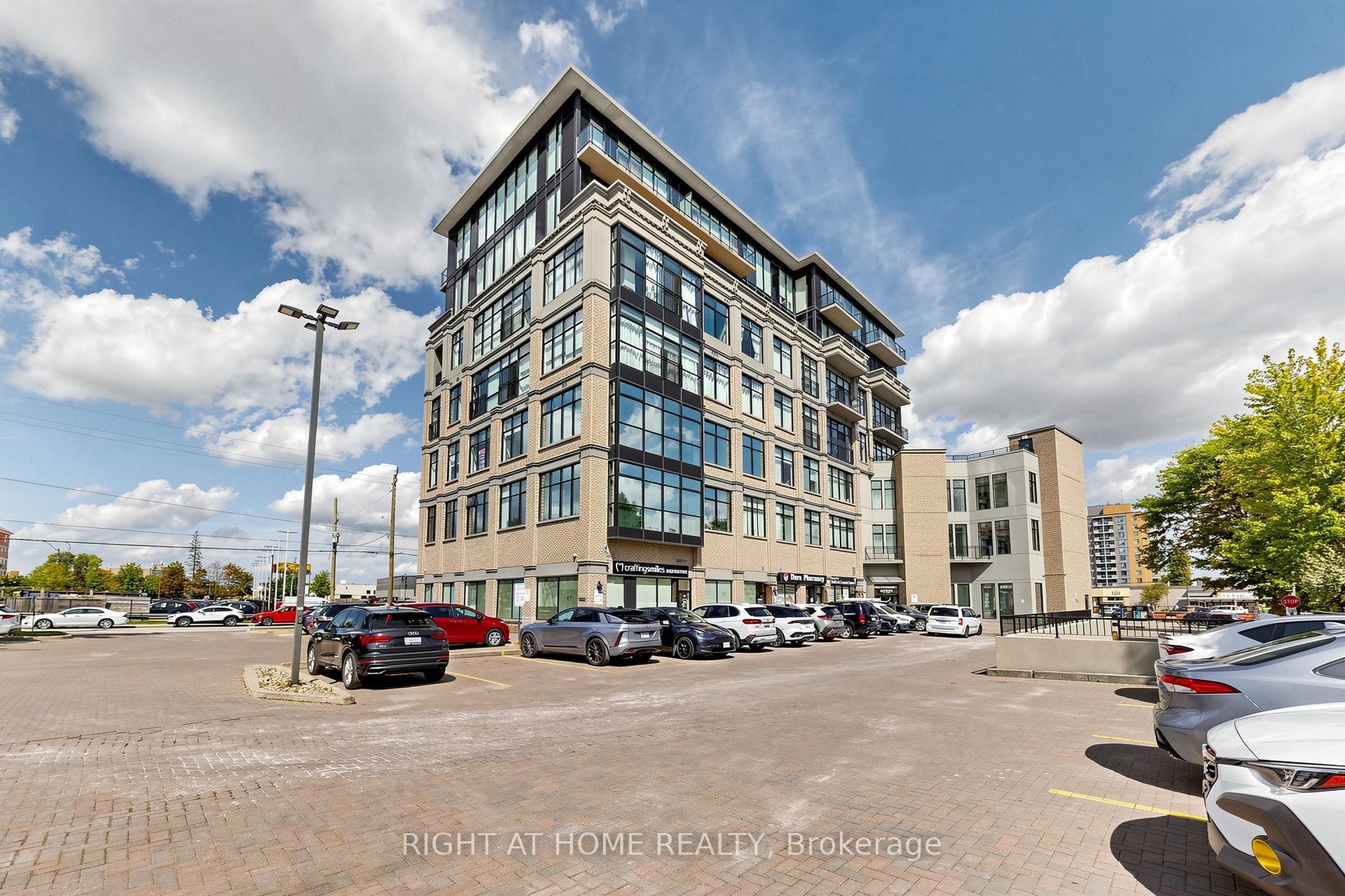 306 - 10376 Yonge Street N Richmond Hill Ontario Canada Sale commercial Panos Peppas Right at Home Realty, Brokerage*