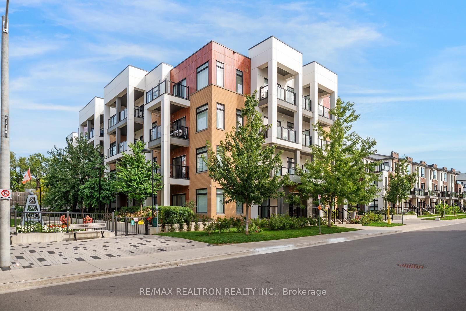 304 - 120 Canon Jackson Drive Toronto Ontario Canada Sale residential Carol Teichman RE/MAX Realtron Realty Inc, Brokerage 