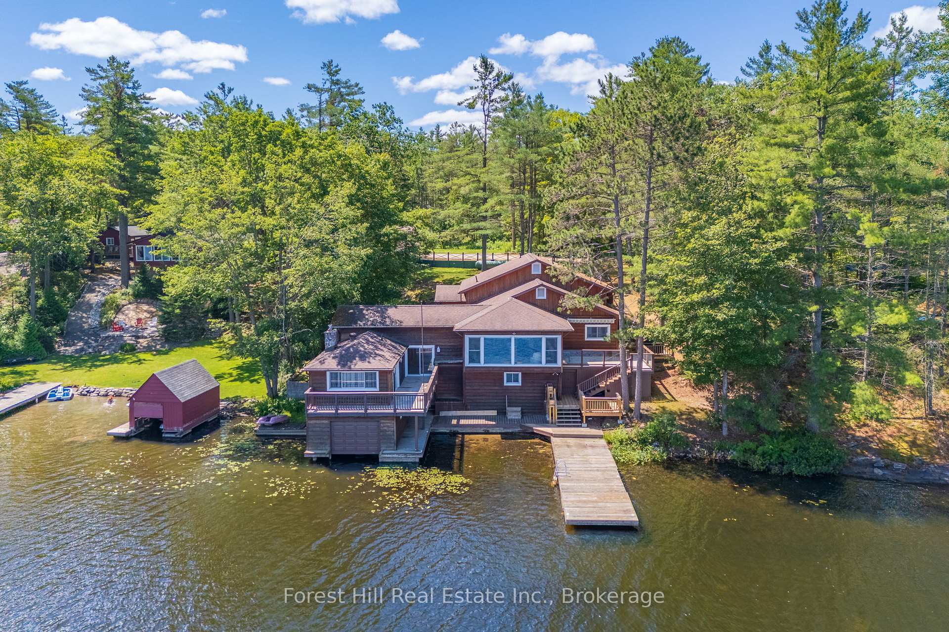 1062 Pine Lake Road Gravenhurst Ontario Canada Sale residential Hugh Nichols RE/MAX PROFESSIONALS NORTH, BROKERAGE*