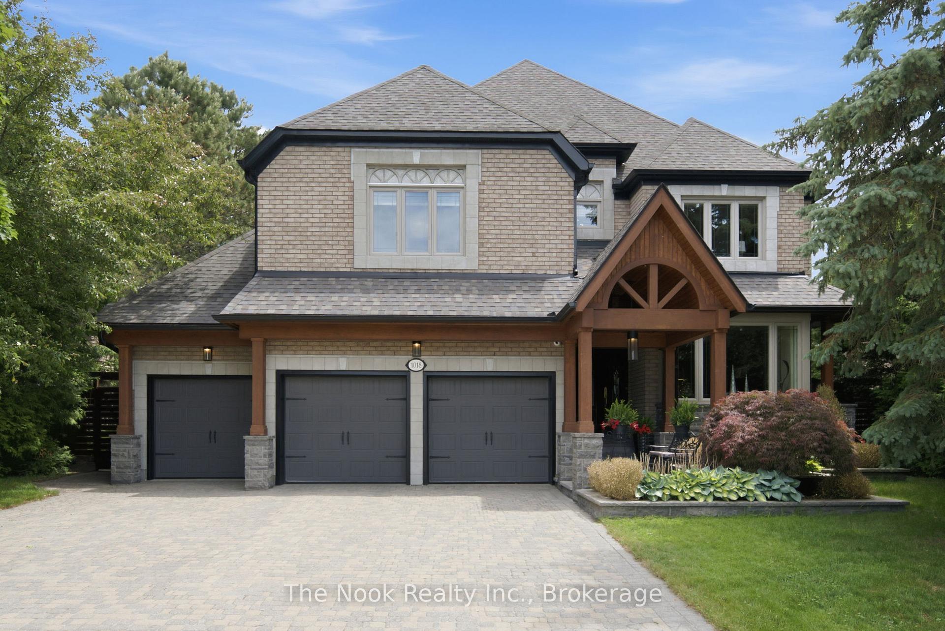 1018 Lockwood Circle Newmarket Ontario Canada Sale residential John Wan HomeLife Broadway Realty Inc., Brokerage*