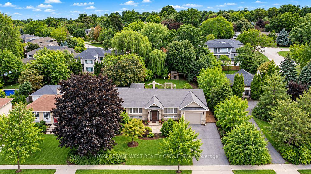 1422 Rebecca Street Oakville Ontario Canada Sale residential Bora Celikel RE/MAX Real Estate Centre Inc., Brokerage*