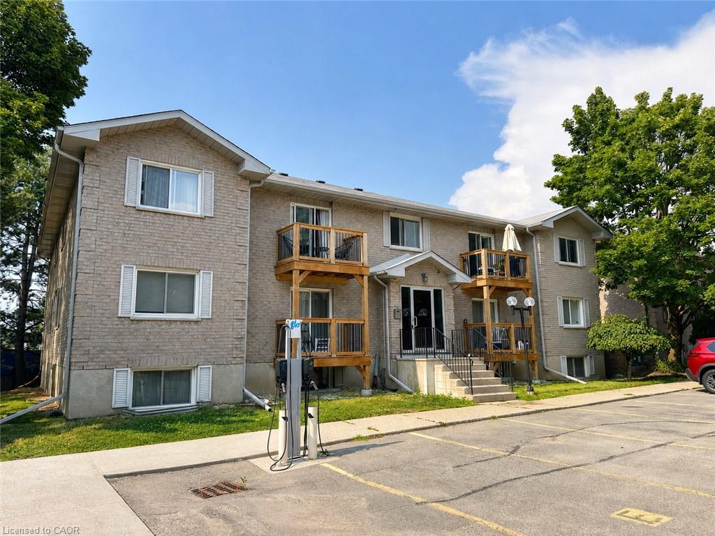 402 - 266 Overlea Drive Kitchener Ontario Canada Rent residential Mandy Roth RE/MAX TWIN CITY REALTY INC., BROKERAGE*