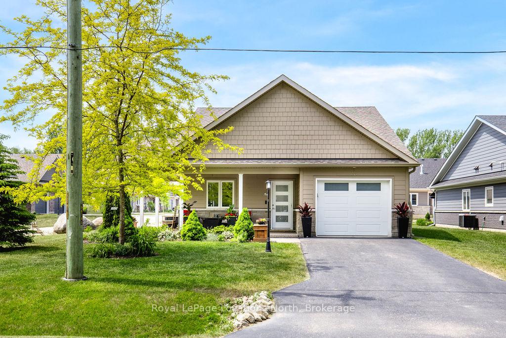 43 NAPIER Street W Blue Mountains Ontario Canada Sale residential   The Picot Team - Chestnut Park Real Estate Brokerage