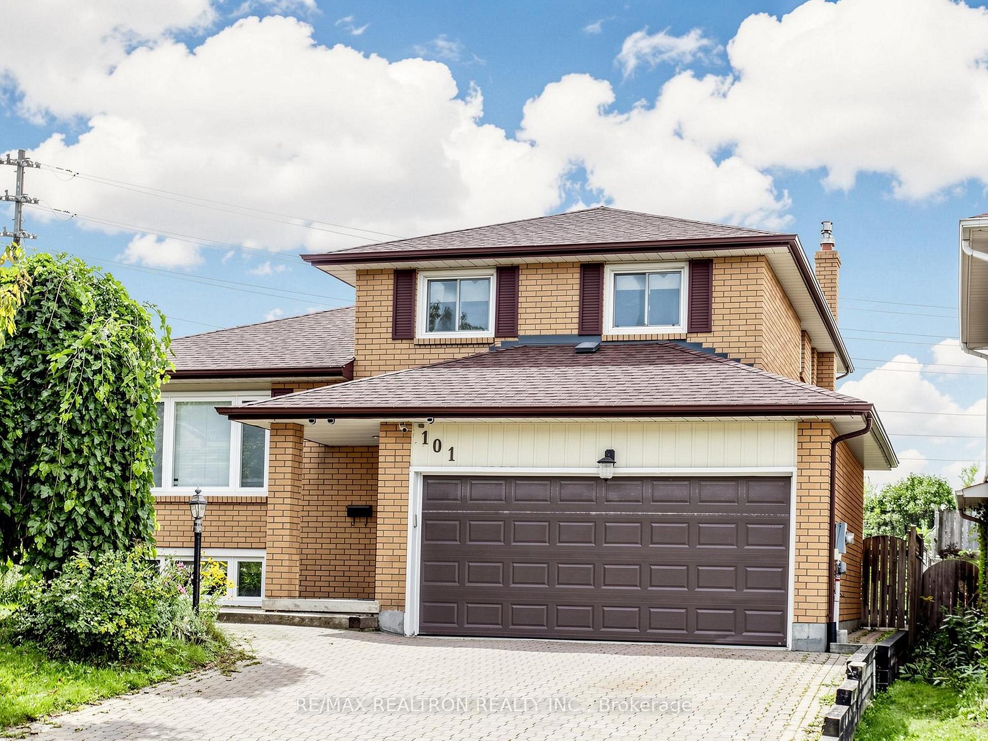 101 Chieftain Crescent Barrie Ontario Canada Sale residential Michael Harari RE/MAX Realtron Realty Inc, Brokerage 