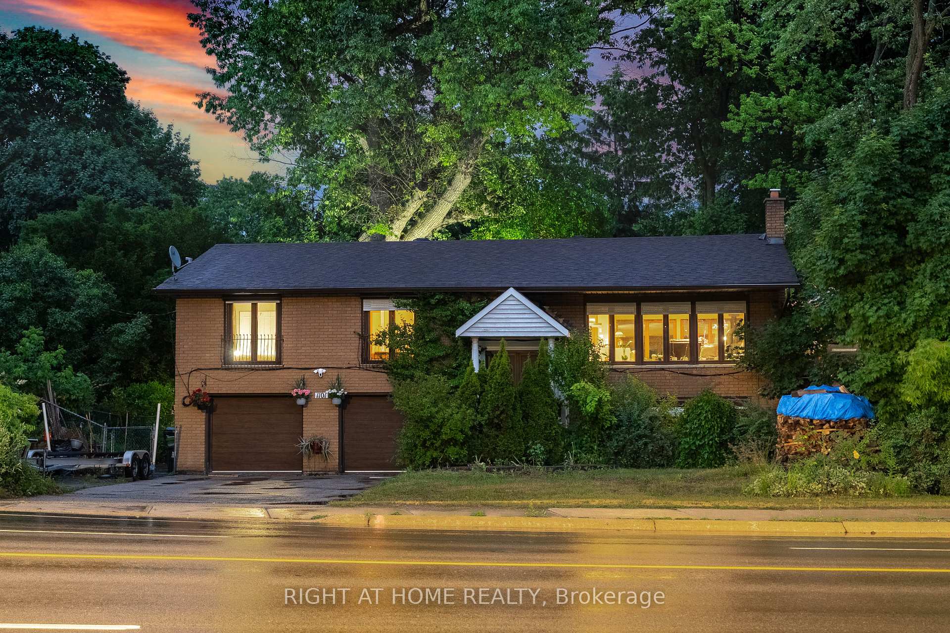 UPPER - 1101 Brimley Road Toronto Ontario Canada Rent residential Nabil Killu Right at Home Realty, Brokerage*