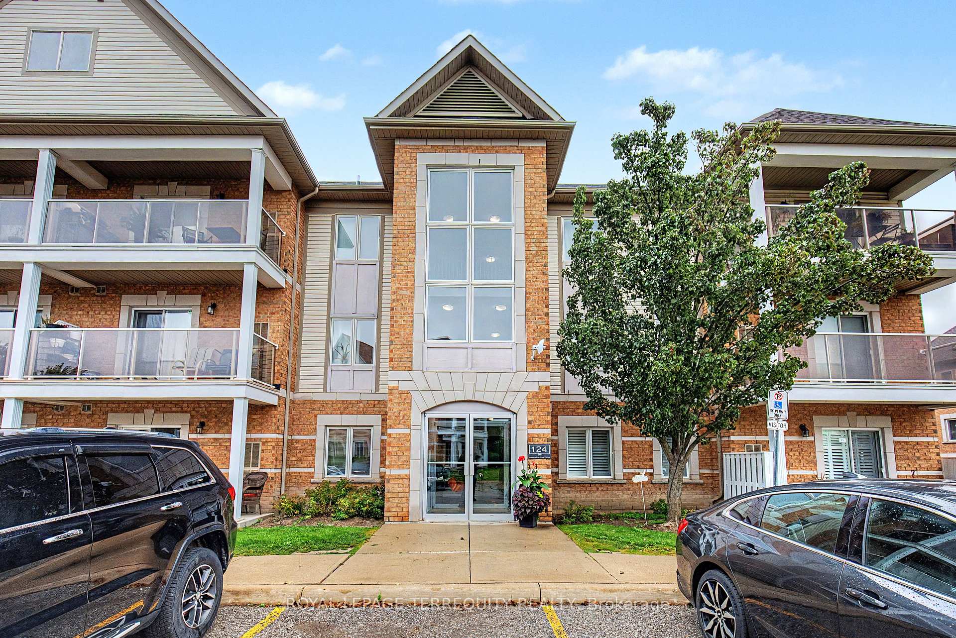 309 - 124 Aspen Springs Drive Clarington Ontario Canada Sale residential Rich Weisz Royal LePage Terrequity Realty, Brokerage*