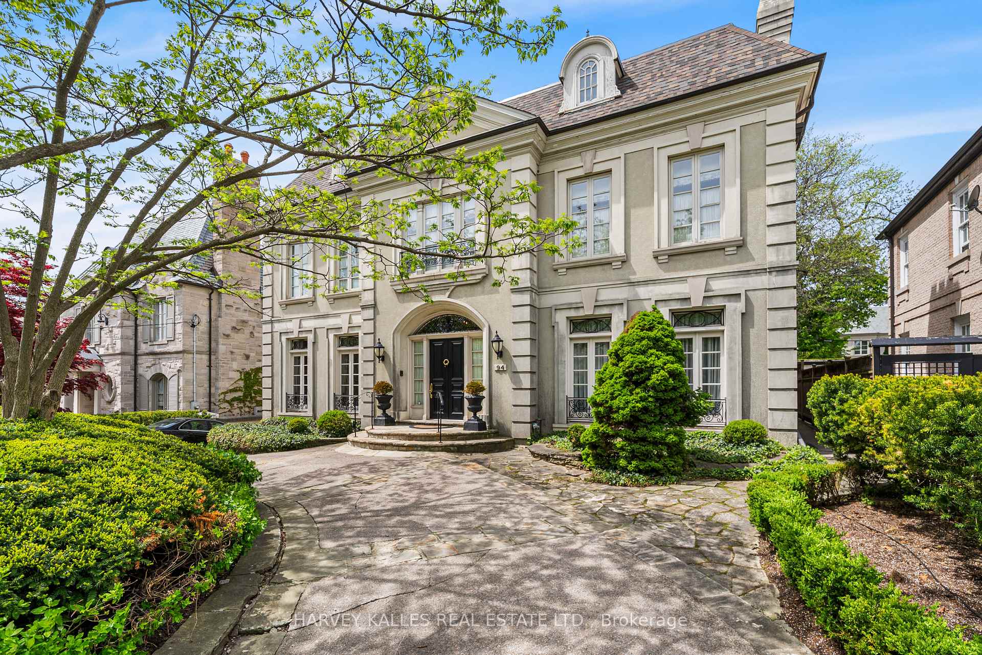 94 Dunvegan Road Toronto Ontario Canada Sale residential Eugene Mezini Insider Condos Inc