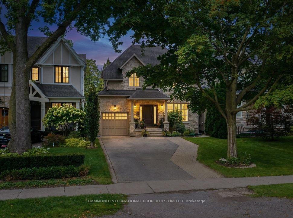 178 The Kingsway Toronto Ontario Canada Sale residential Dapo Momson ECLAT REALTY INC.