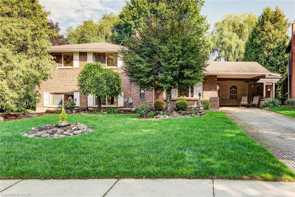 113 Macgregor Crescent Waterloo Ontario Canada Sale residential Cari Hewick RE/MAX Solid Gold Realty (II) Ltd., Brokerage*