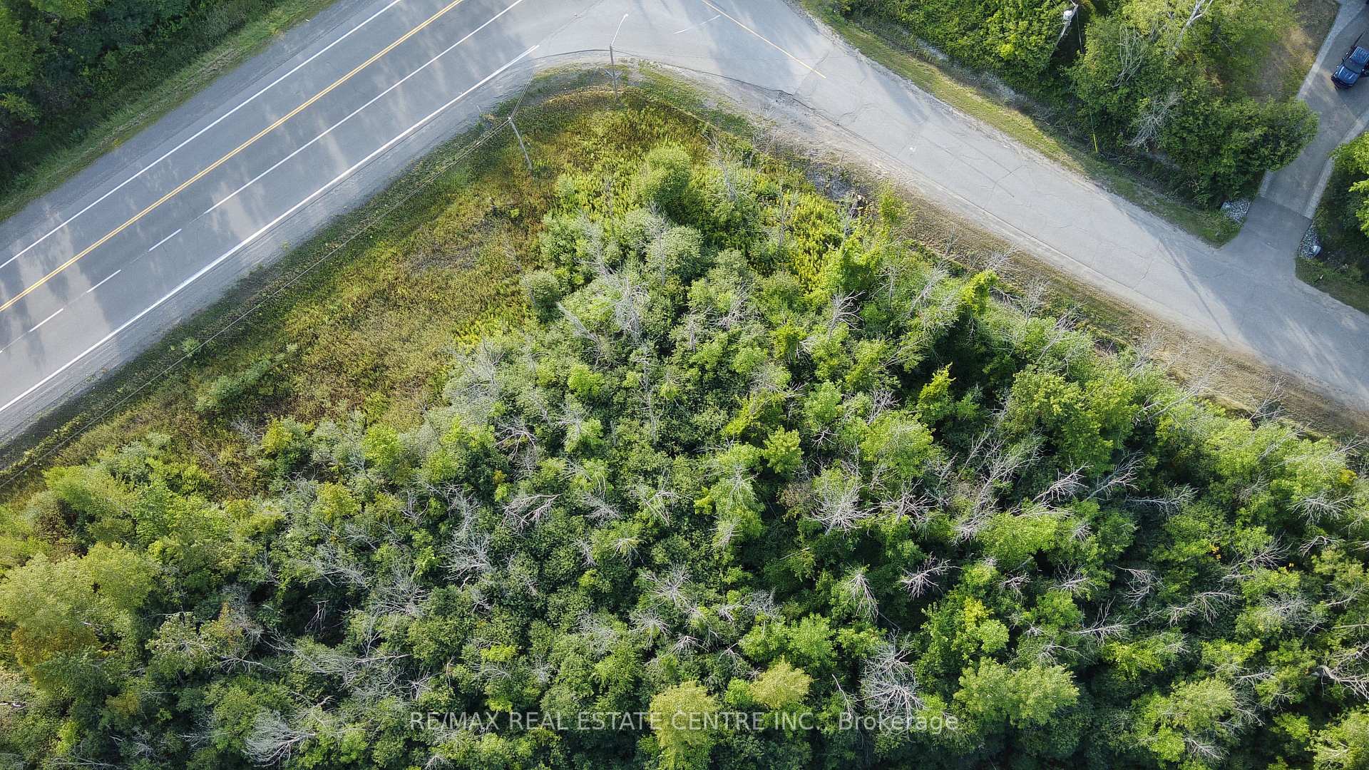 41 - 41 CONCESSION 4 Road Ottawa Ontario Canada Sale residential Zeeshan Kiani RE/MAX Real Estate Centre Inc., Brokerage*