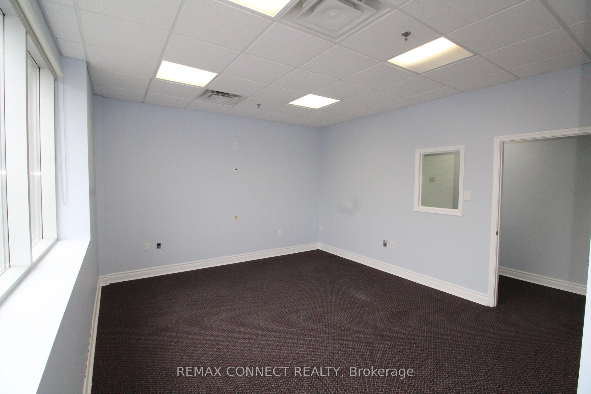 Unit #15 Upper  - 1415 Kennedy Road Toronto Ontario Canada Lease commercial Bob Bahreinian REMAX YOUR COMMUNITY REALTY