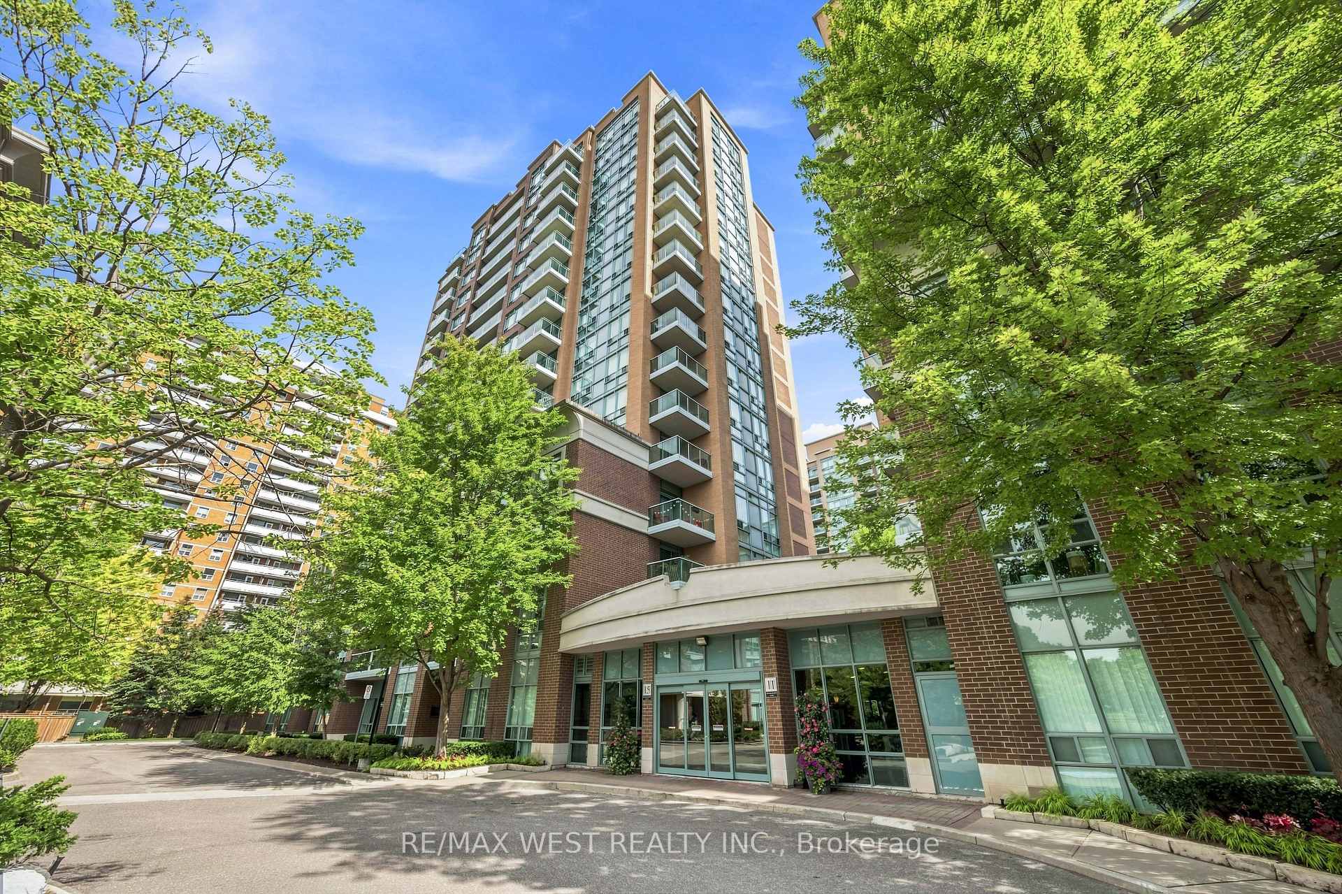 809 - 15 Michael Power Place Toronto Ontario Canada Sale residential Fatima Ataei-Nokabadi RE/MAX West Realty Inc., Brokerage *
