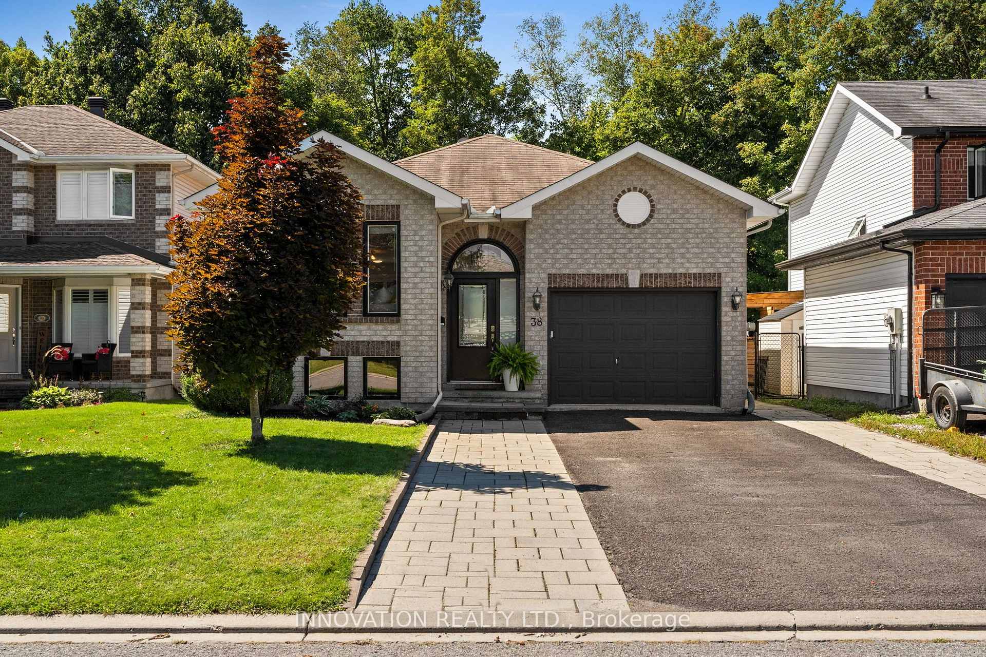 38 Steggall Crescent Ottawa Ontario Canada Sale residential Colleen Lyle Real Estate Team