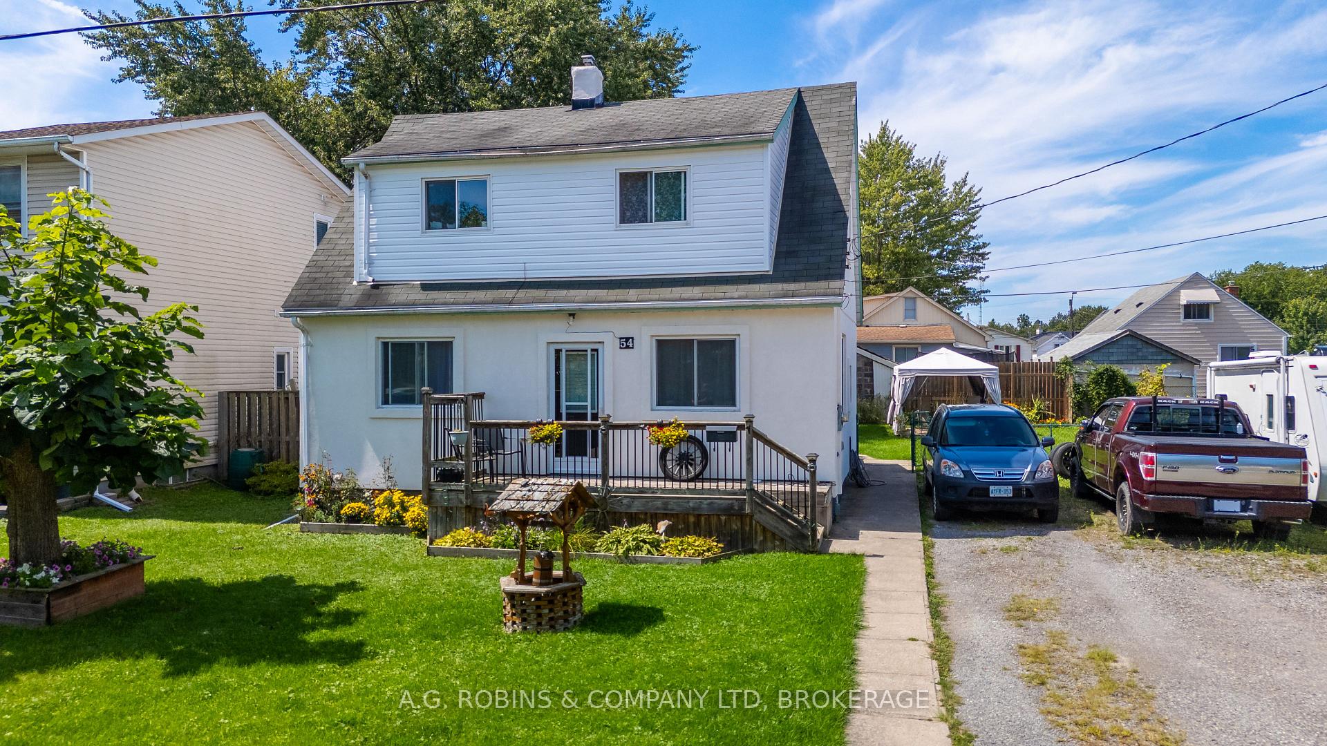 54 Clifford Avenue Welland Ontario Canada Sale residential Kafayat Ayodele-Peters Right at Home Realty, Brokerage*