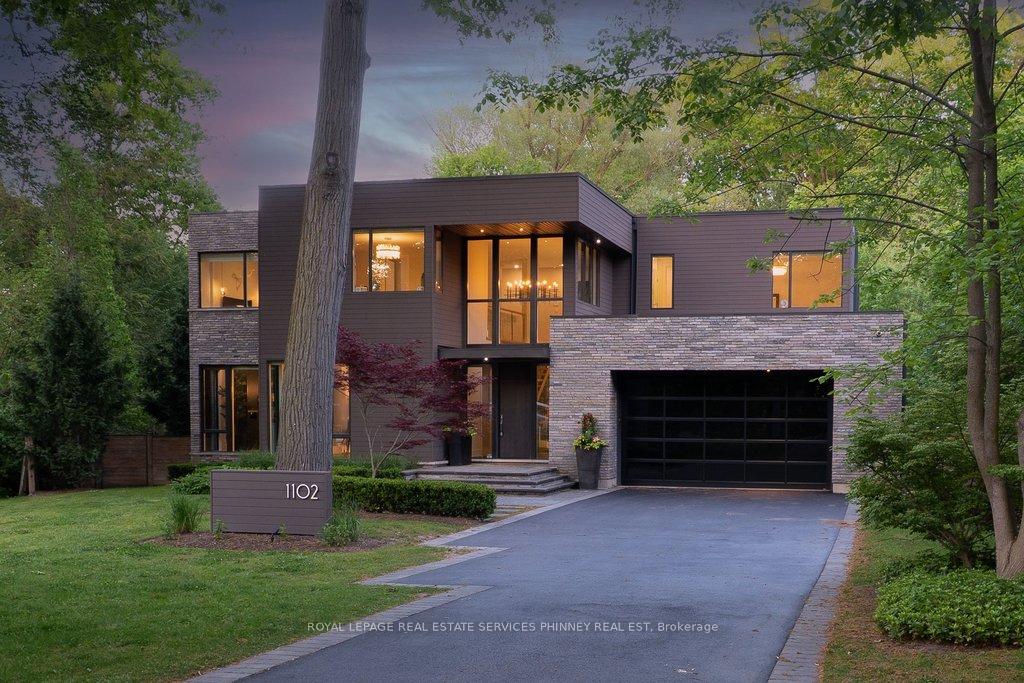 1102 Crestview Street Oakville Ontario Canada Sale residential Abbas Ahmed Right at Home Realty, Brokerage*