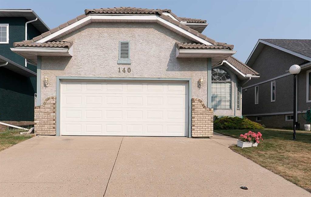 140 Santana MW NW Calgary Alberta Canada Sale residential Joyce Mitchell Urban Real Estate Services Ltd