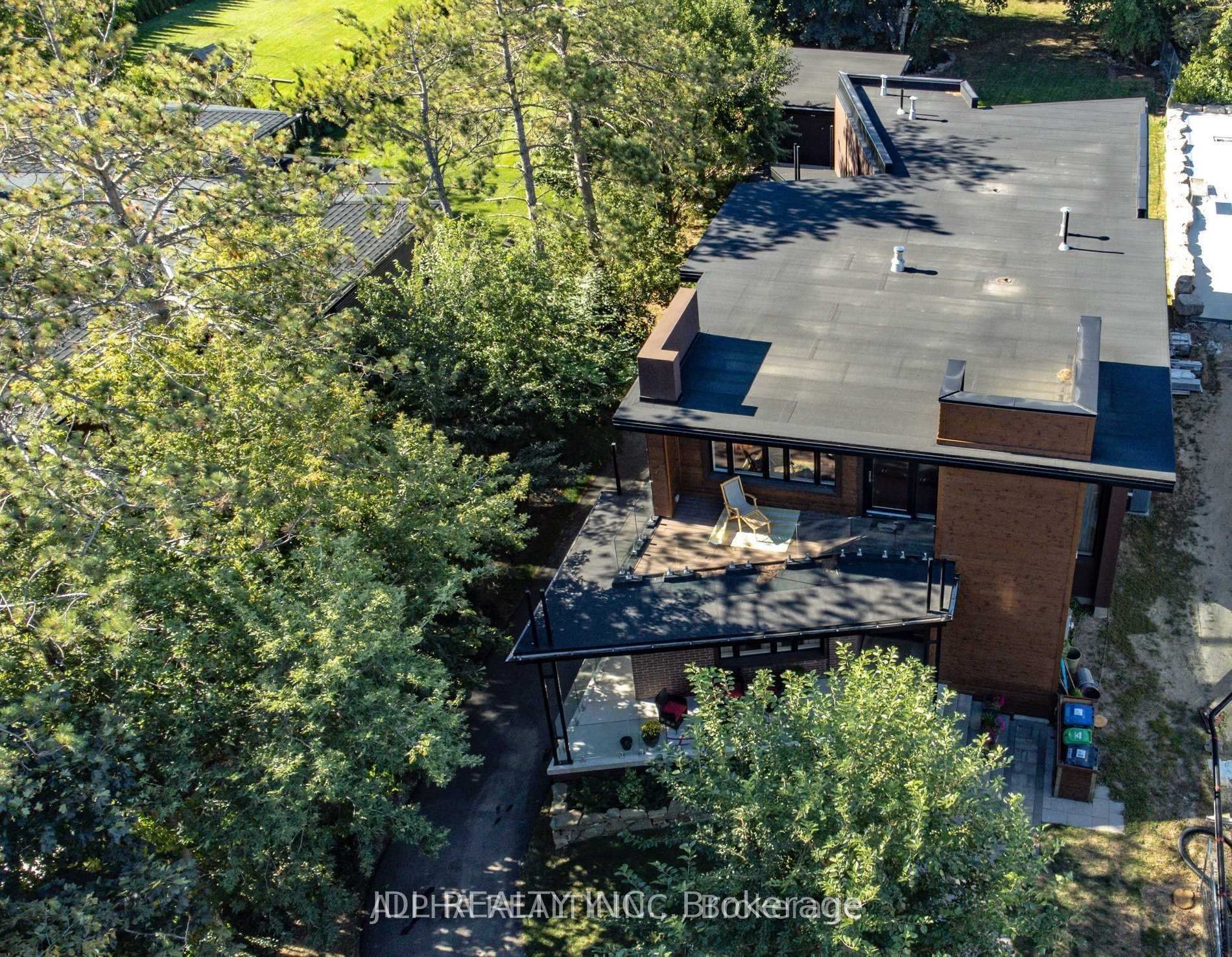 1436 Haig Boulevard Mississauga Ontario Canada Sale residential   TRIMAXX REALTY LTD. Brokerage