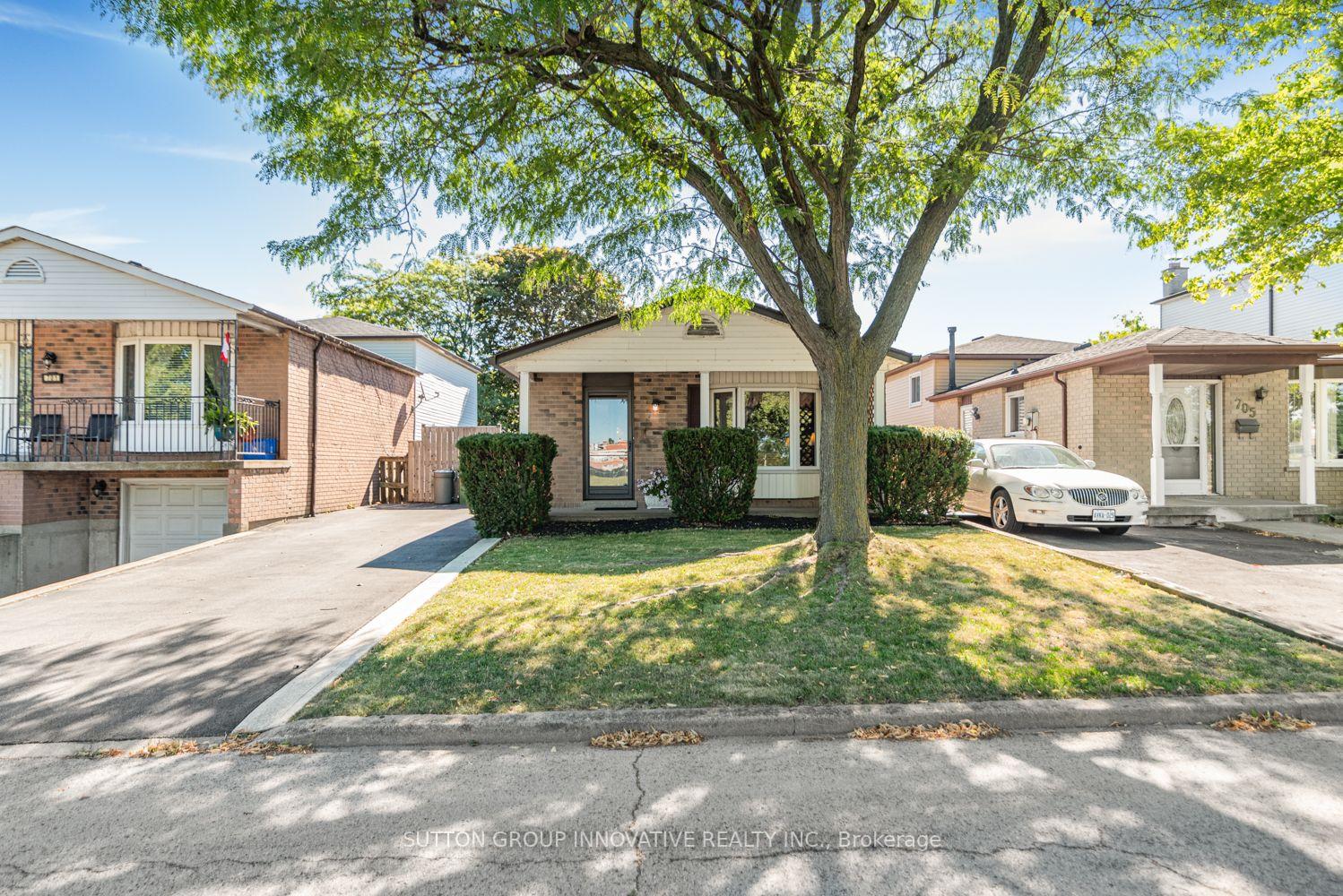 703 Upper Wentworth Street Hamilton Ontario Canada Sale residential   Sutton Group Innovative Realty Inc., Brokerage*