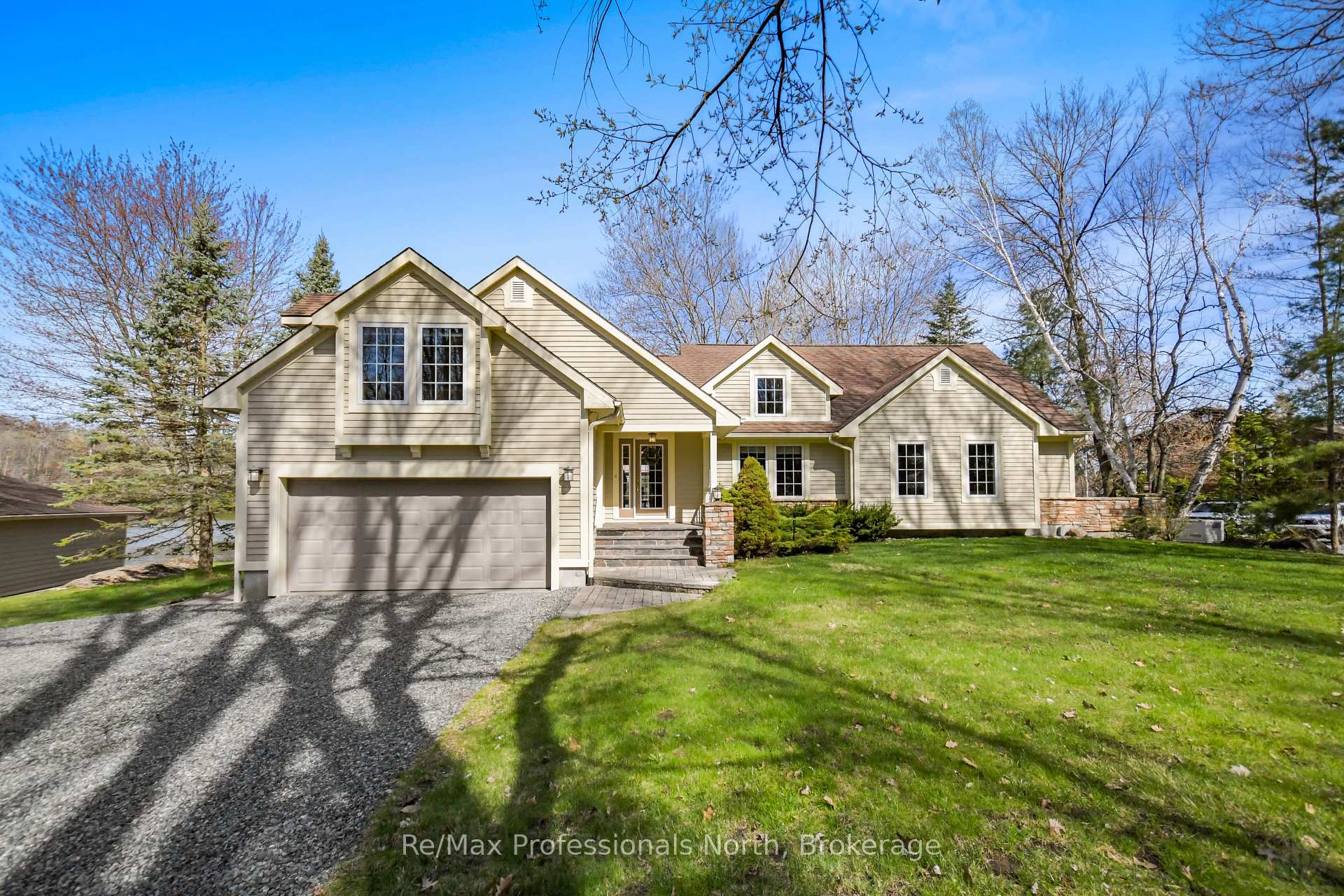355 Loudon Point Road Gravenhurst Ontario Canada Sale residential Radka Hnilicova Anchor Realty, Brokerage*
