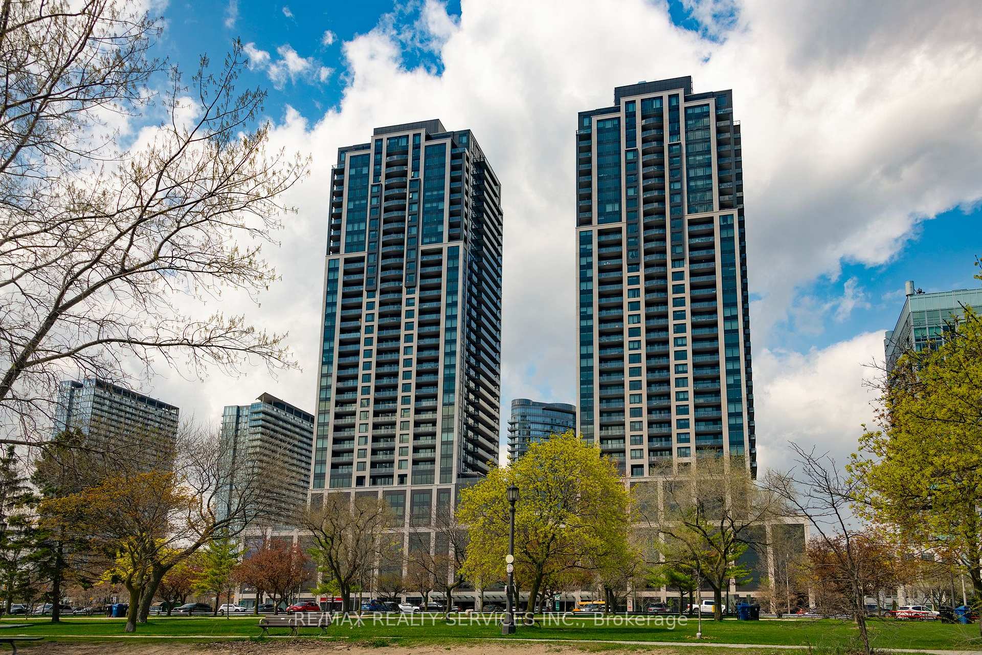 1616 - 1926 Lake Shore Boulevard W Toronto Ontario Canada Sale residential Marlene De Sousa RE/MAX Realty Services Inc., Brokerage*